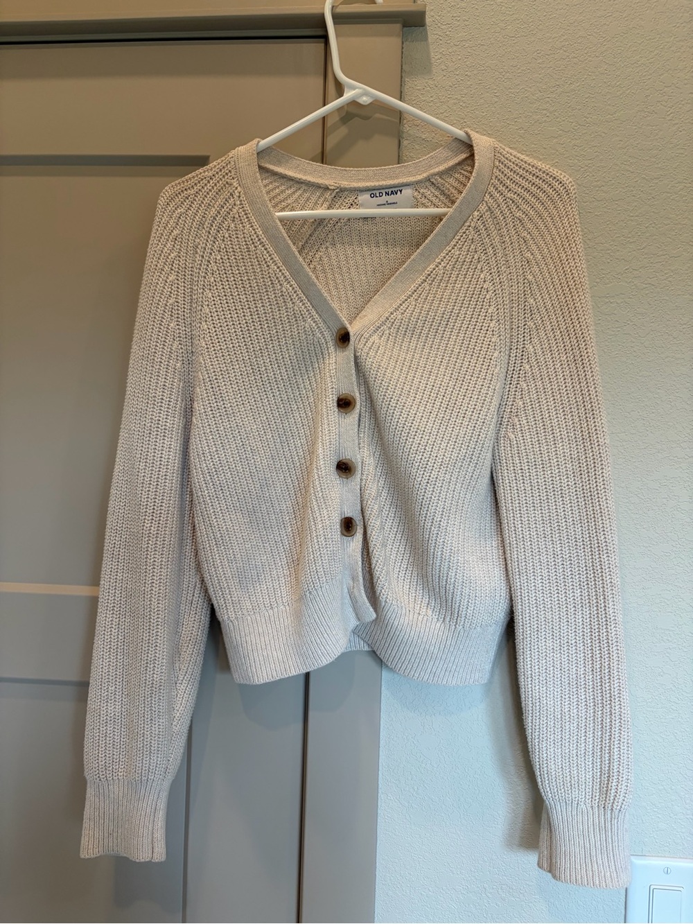 Old Navy Cream Button-Front V-Neck Cardigan